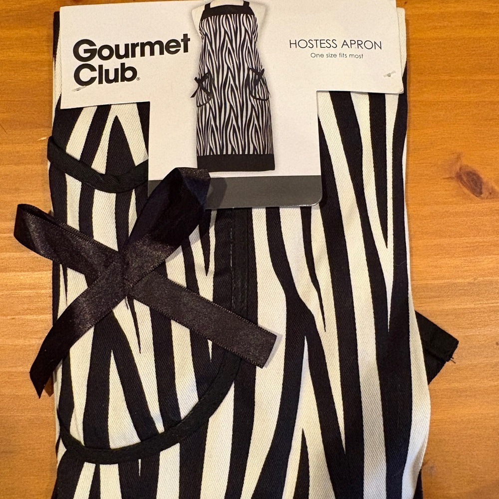 Gourmet Club Zebra Print Hostess Apron